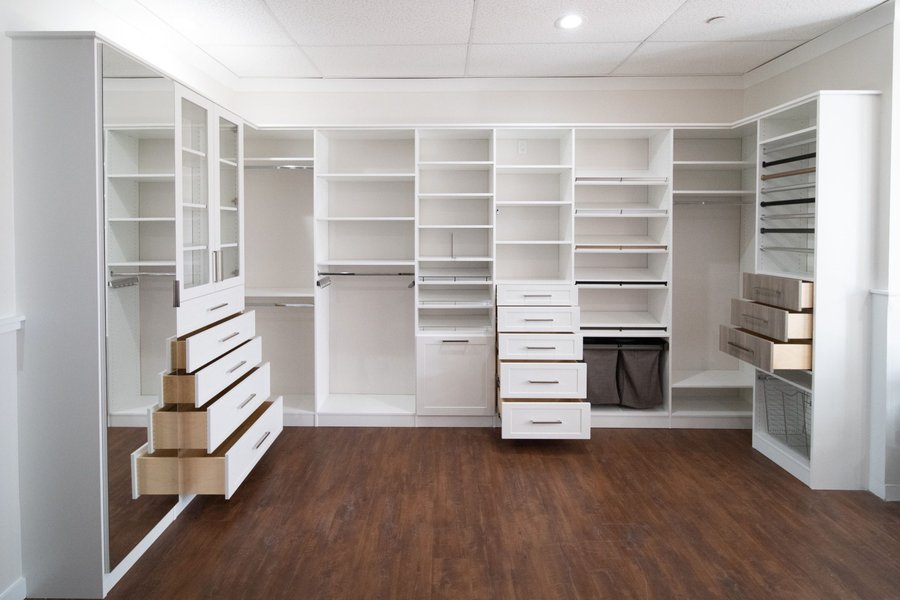 Reach-In Closet by The Closet Rehab