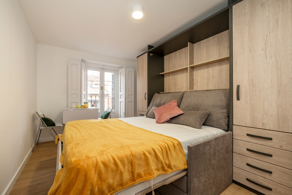 Maximize Space and Comfort with a Versatile Murphy Bed